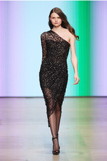 Yasya Minochkina Fall 2019 Ready-to-Wear / Yasya Minochkina осень-зима 2019 / Неделя моды: Москва